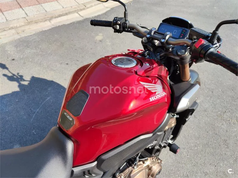 Honda CB650R - Vista 4