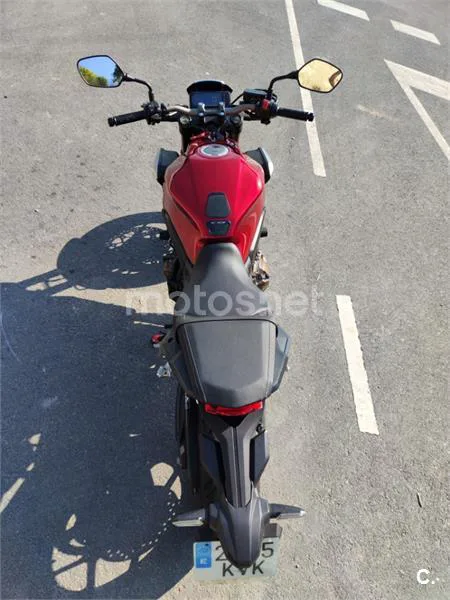 Honda CB650R - Vista 6