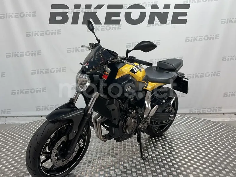 Yamaha MT-07 - Vista 3