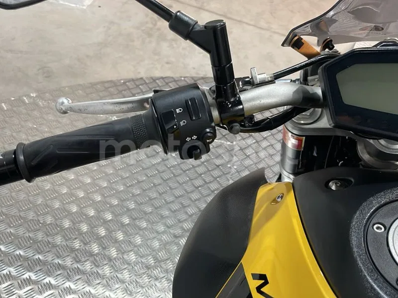 Yamaha MT-07 - Vista 10