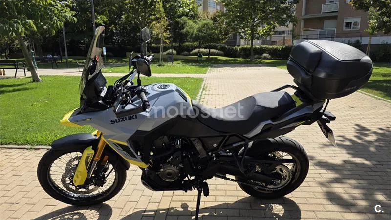 Suzuki V-Strom 800 - Vista 12