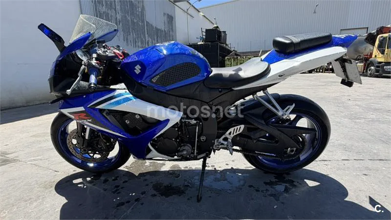 Suzuki GSX-R600 - Vista 6