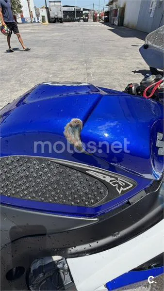 Suzuki GSX-R600 - Vista 7