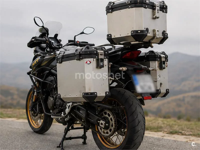 QJ Motor SRT 900 SX - Vista 10