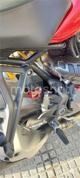 Ducati Monster 821 - Vista 11