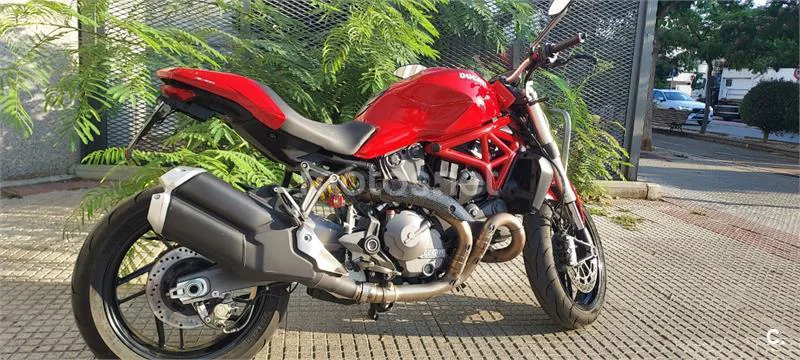 Ducati Monster 821 - Vista 16