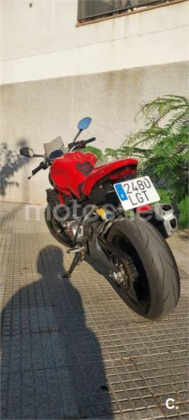 Ducati Monster 821 - Vista 7