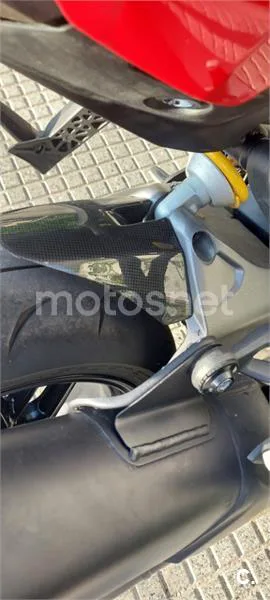 Ducati Monster 821 - Vista 10
