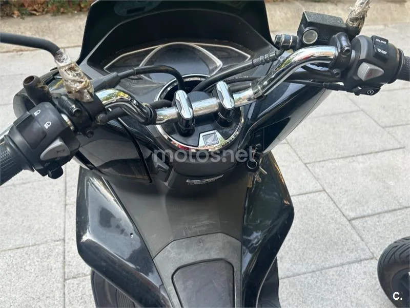 Honda PCX125 2000 € 2020 Madrid - 1
