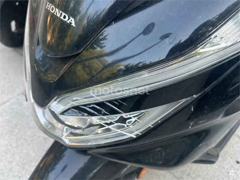 Honda PCX125 - Vista 5