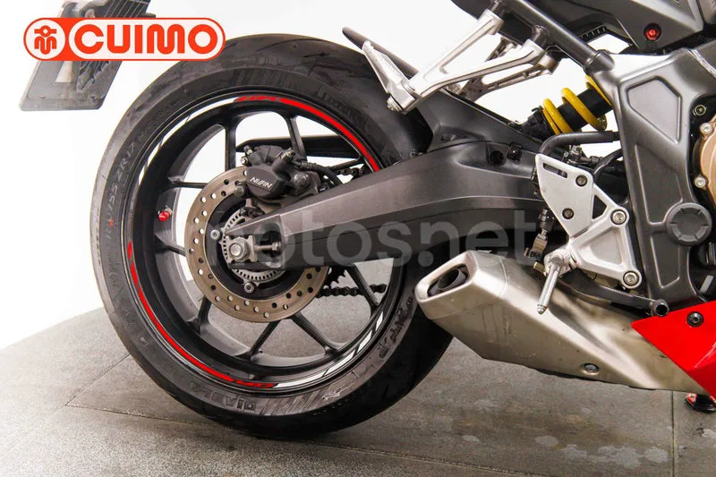 Honda CBR650R - Vista 17