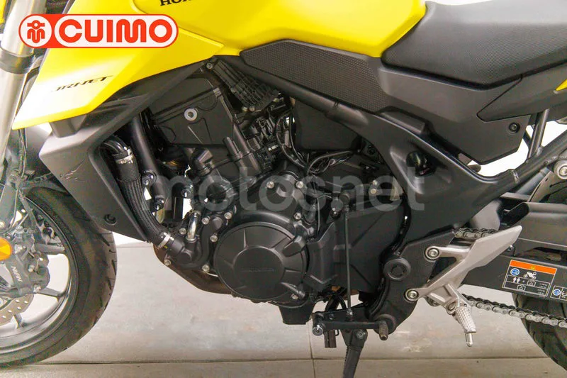 Honda CB750 Hornet - Vista 34