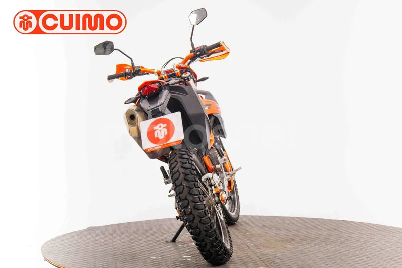 KTM 690 Enduro R - Vista 5