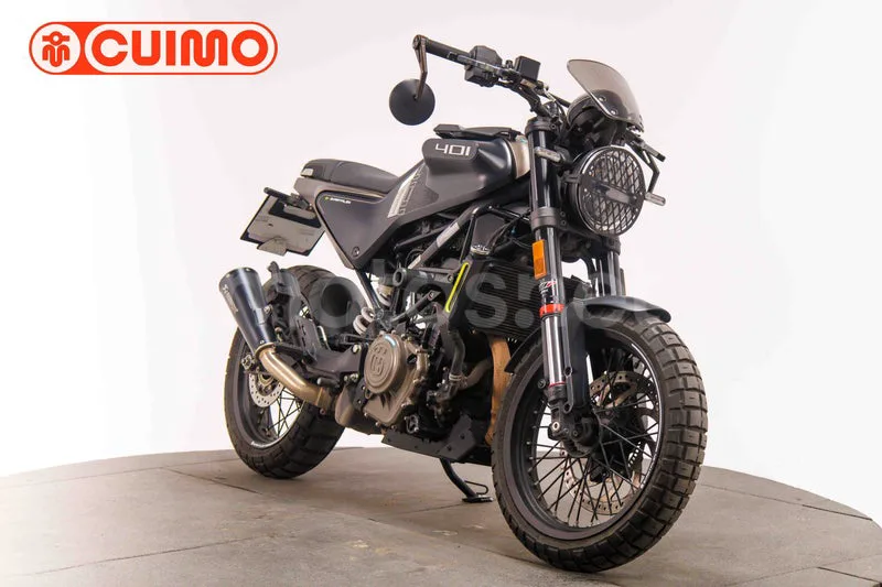 Husqvarna Svartpilen 401 2999 € 2023 Madrid - 1