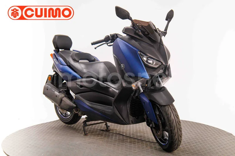 Yamaha XMAX 300 3999 € 2018 Madrid - 1