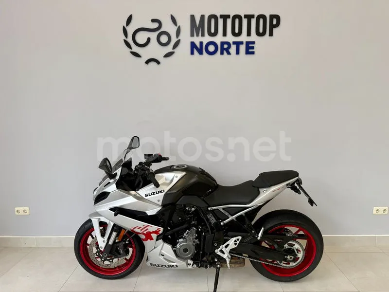 Suzuki GSX-8R 6690 € 2024 Gipuzkoa - 2