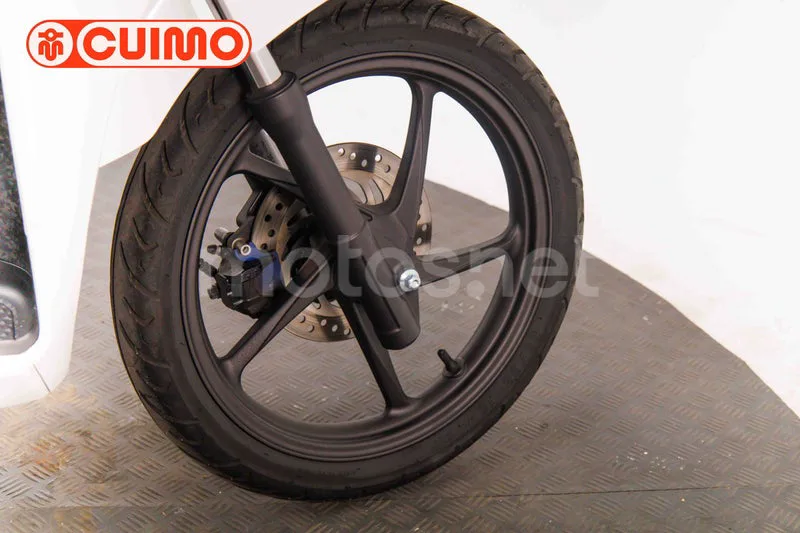 Honda Vision 110 - Vista 13