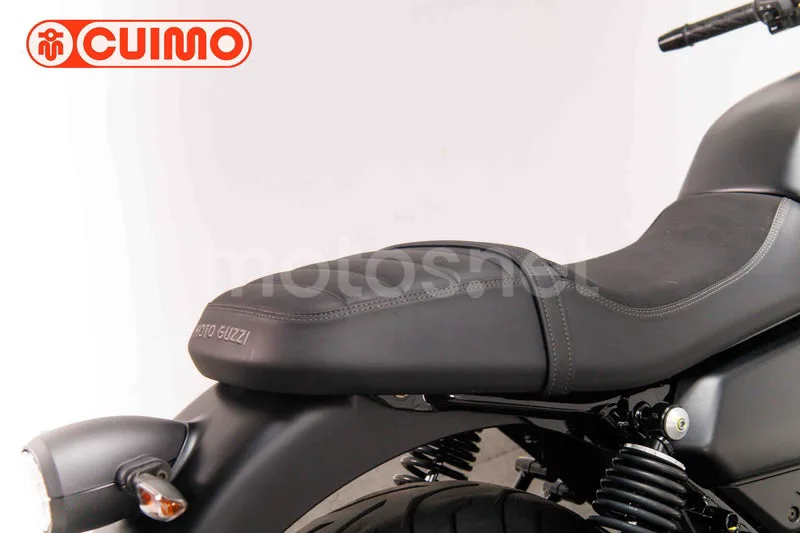 Moto Guzzi V7 - Vista 19