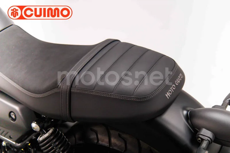 Moto Guzzi V7 - Vista 21