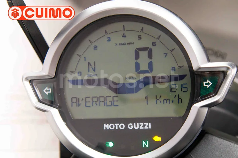 Moto Guzzi V7 - Vista 28