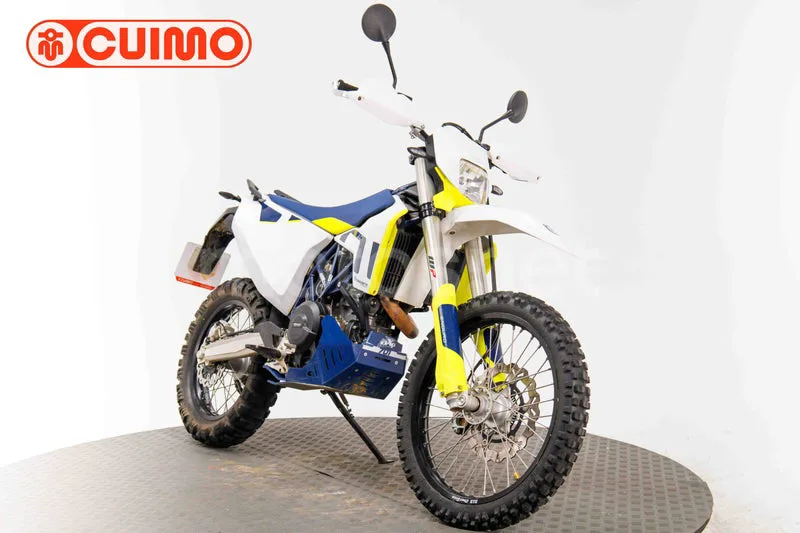 Husqvarna 701 Enduro 8199 € 2022 Barcelona - 1