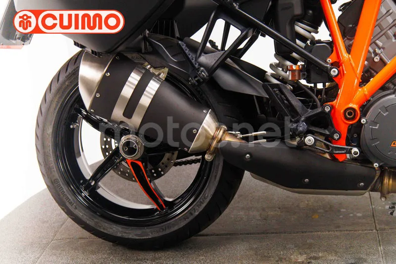 KTM 1290 Super Duke GT - Vista 14