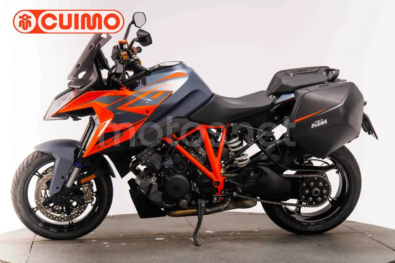 KTM 1290 Super Duke GT - Vista 8