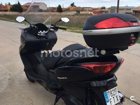Honda Forza 250 EX - Vista 4