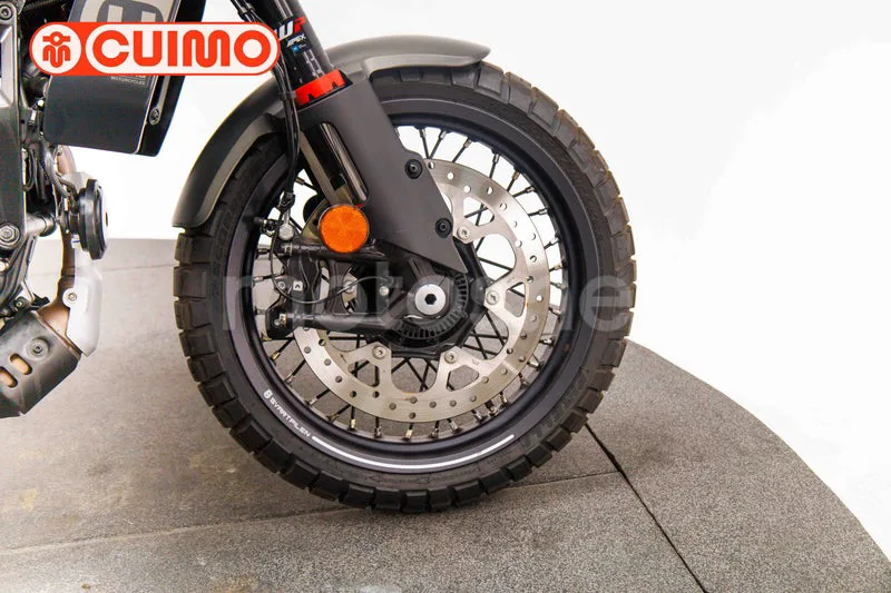 Husqvarna Svartpilen 125 - Vista 17