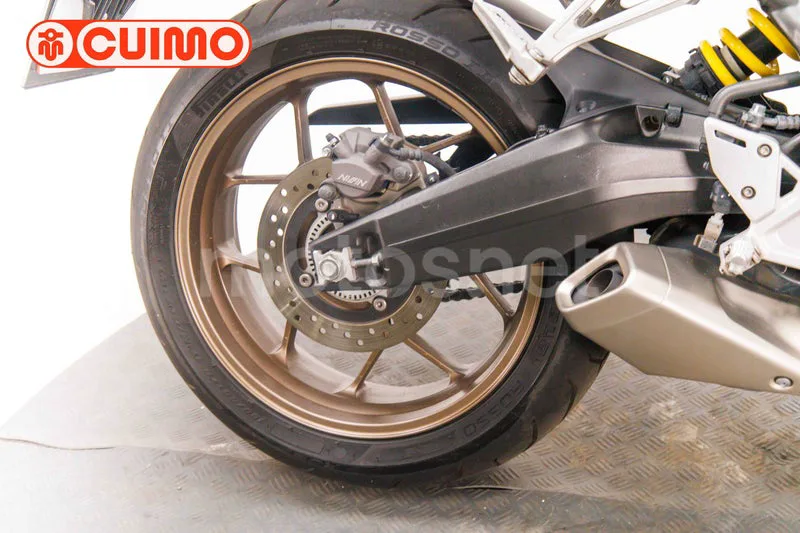 Honda CB650R - Vista 16