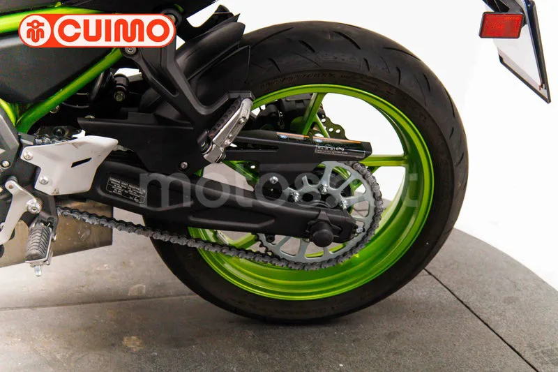 Kawasaki Z650 - Vista 18