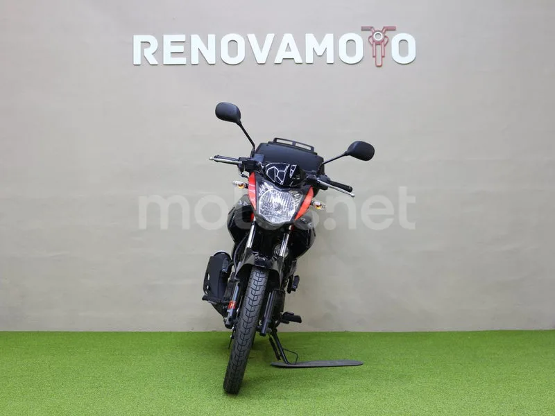 Yamaha YS125 - Vista 5