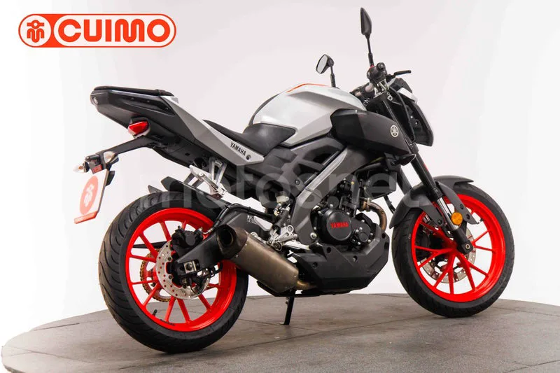 Yamaha MT-125 - Vista 4