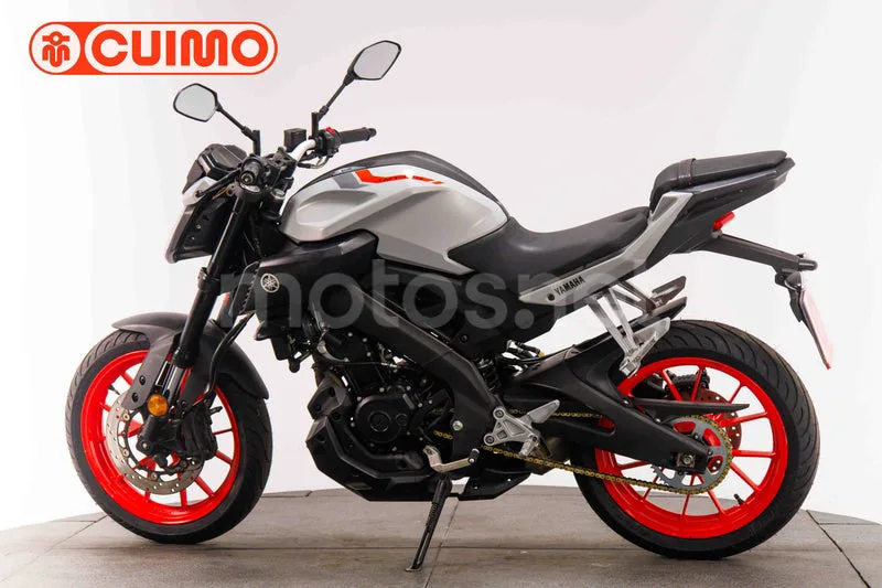 Yamaha MT-125 - Vista 8