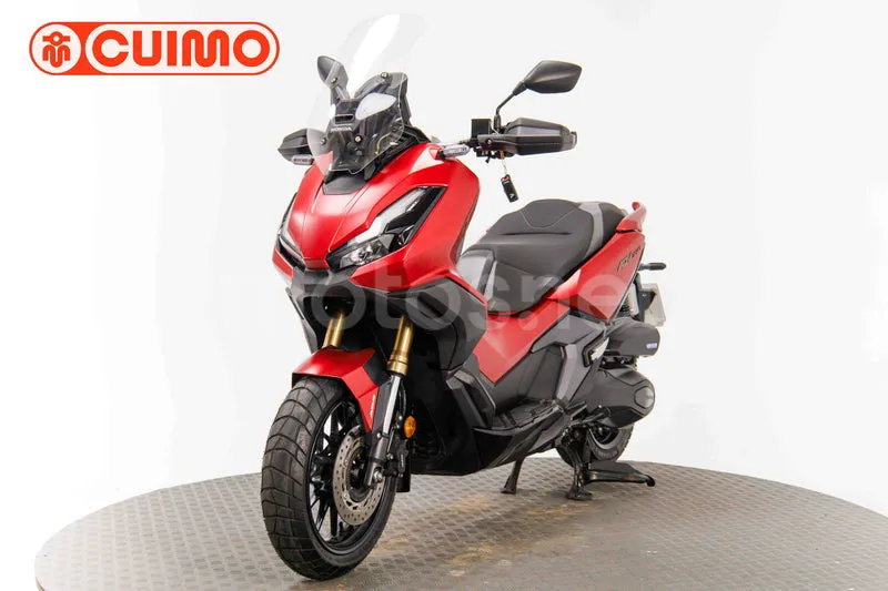 Honda ADV350 - Vista 17