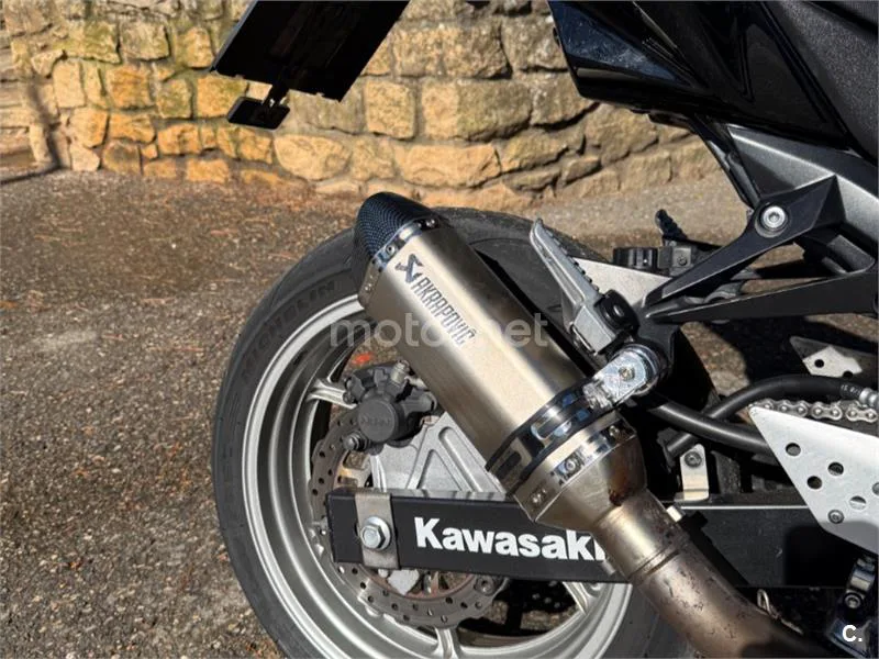 Kawasaki Z750 - Vista 3