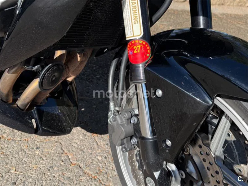 Kawasaki Z750 - Vista 4