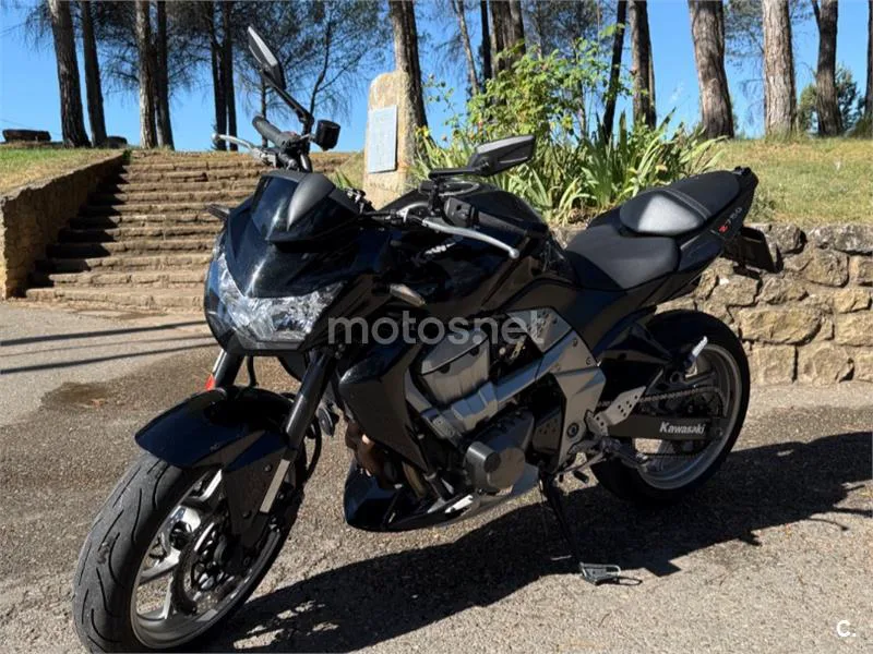 Kawasaki Z750 - Vista 9