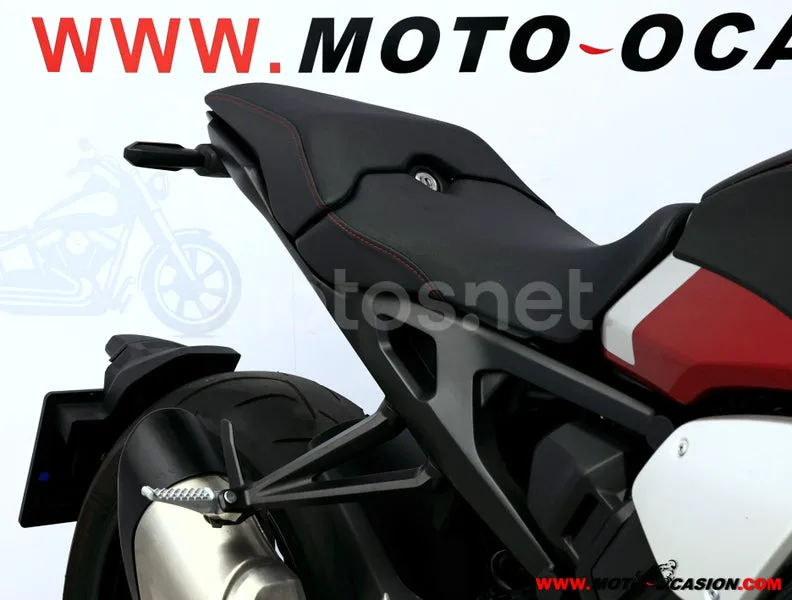 Honda CB1000R - Vista 11