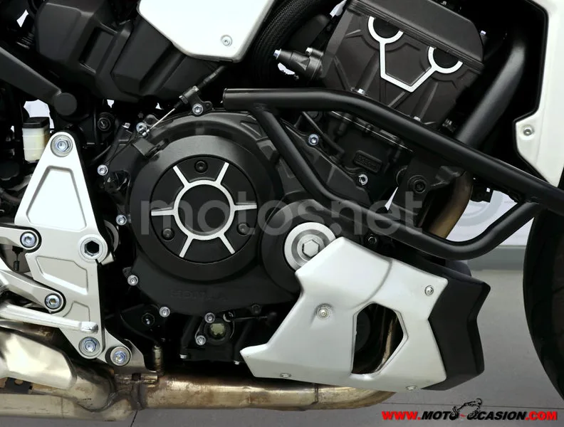 Honda CB1000R - Vista 5