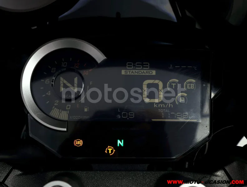 Honda CB1000R - Vista 6