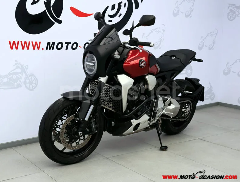 Honda CB1000R - Vista 8
