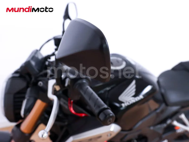 Honda CB650R - Vista 14