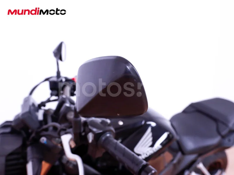 Honda CB650R - Vista 15