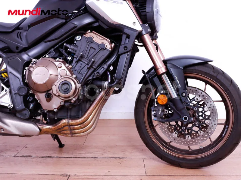 Honda CB650R - Vista 24