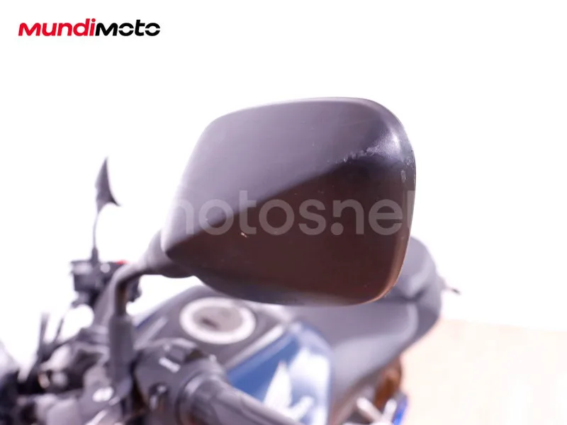 Honda CB125R - Vista 22