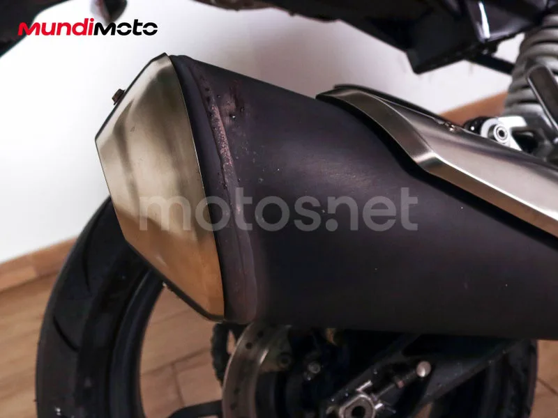 BMW G 310 R - Vista 13