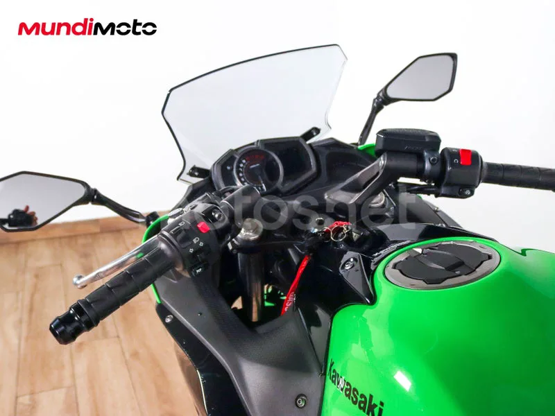 Kawasaki Ninja 650 - Vista 11