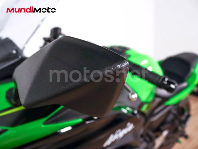 Kawasaki Ninja 650 - Vista 17