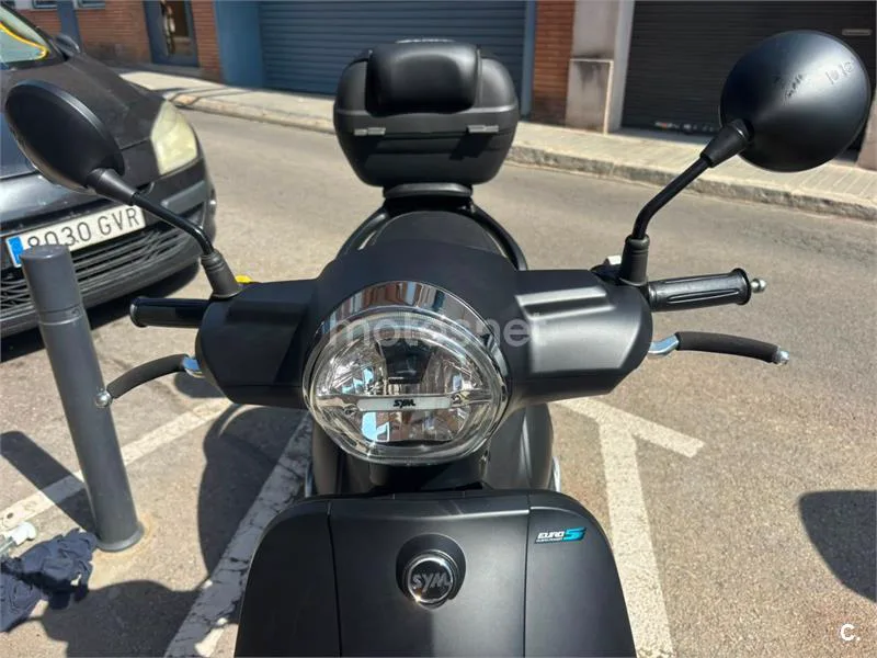 SYM Fiddle 125 - Vista 3